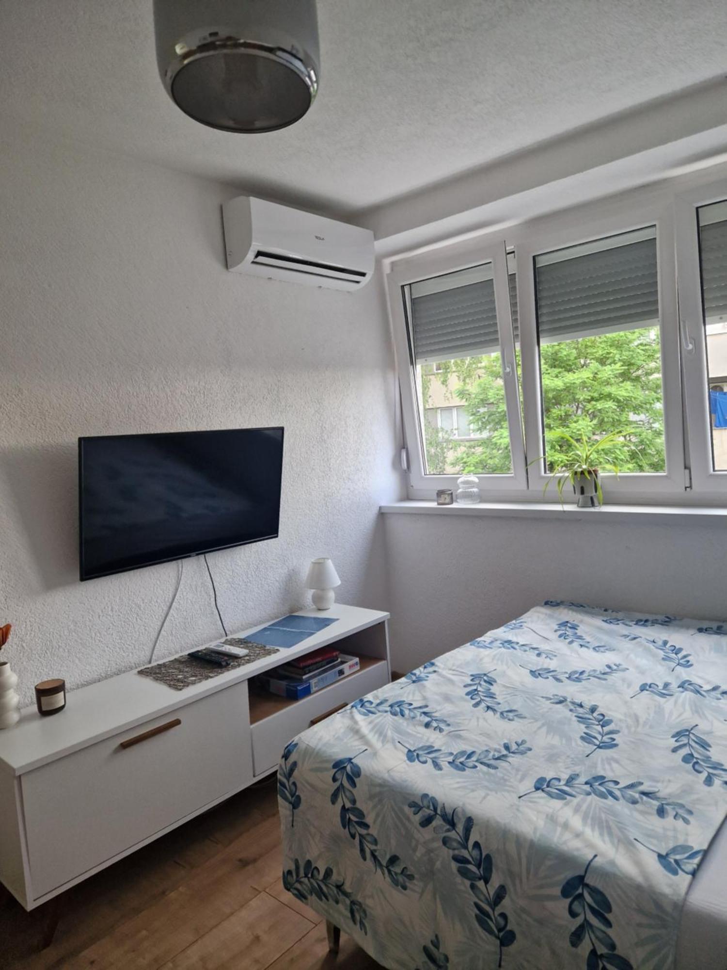 Blue Apartment บีฮัช ภายนอก รูปภาพ